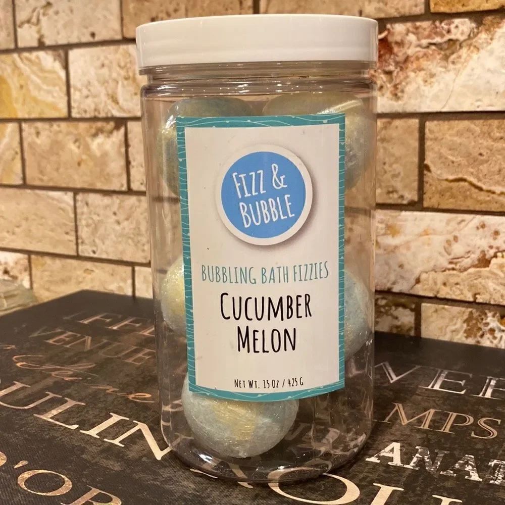 NEW Fizz & Bubble Cucumber Melon Bath Bombs